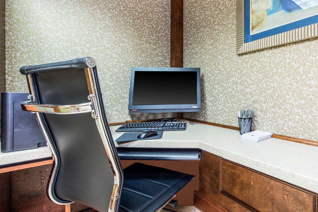 Clarion Inn Cranberry Township Facilidades foto